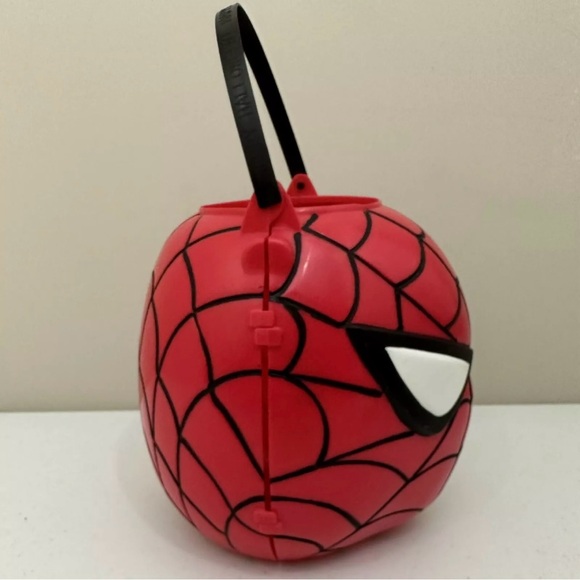 Marvel Spiderman Folding Halloween Treat Pail 2006 Candy Bucket Easter Basket - Picture 5 of 12